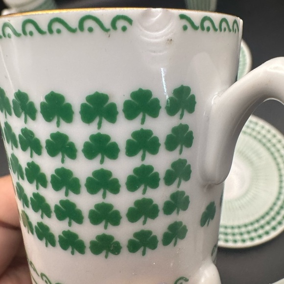 3 Demitasse Cups  & 4 Saucers NEIMAN MARCUS Japan 1970's SHAMROCK White/ Green - Picture 10 of 16